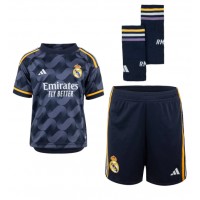 Otroški Nogometni dresi Real Madrid Daniel Carvajal #2 Gostujoči 2023-24 Kratek Rokav (+ Kratke hlače)